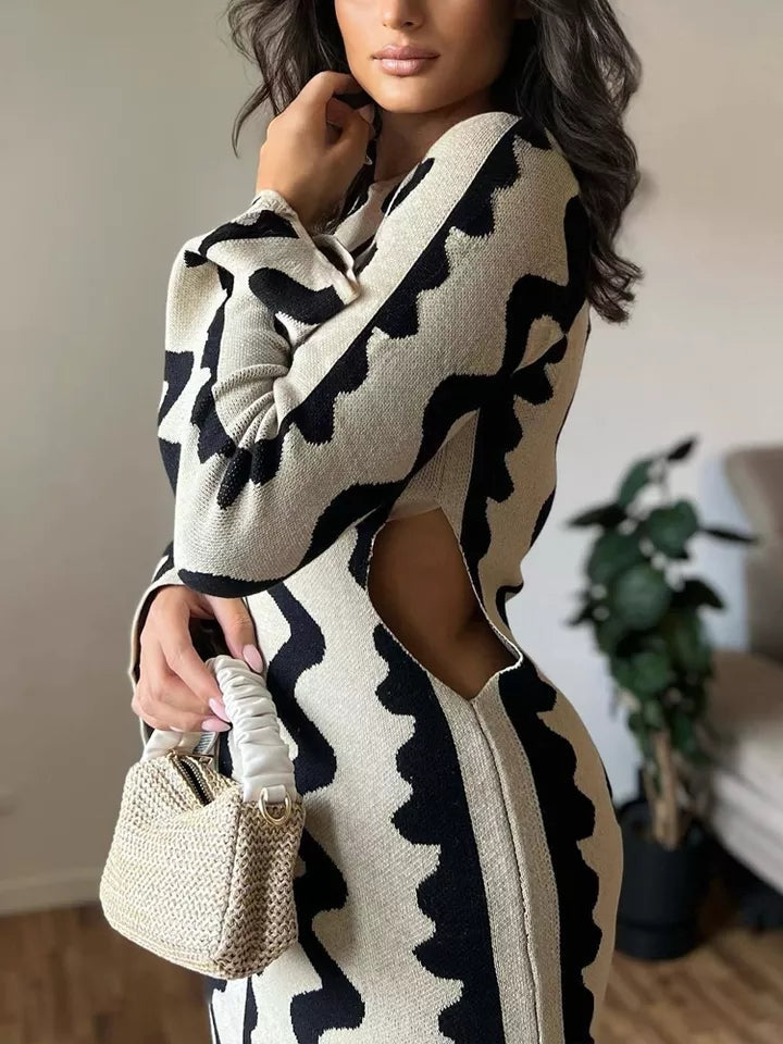 Maxikleid Damen mit figurbetonendem Schnitt und aufregendem Wellenmuster - 4 - Trendlinie