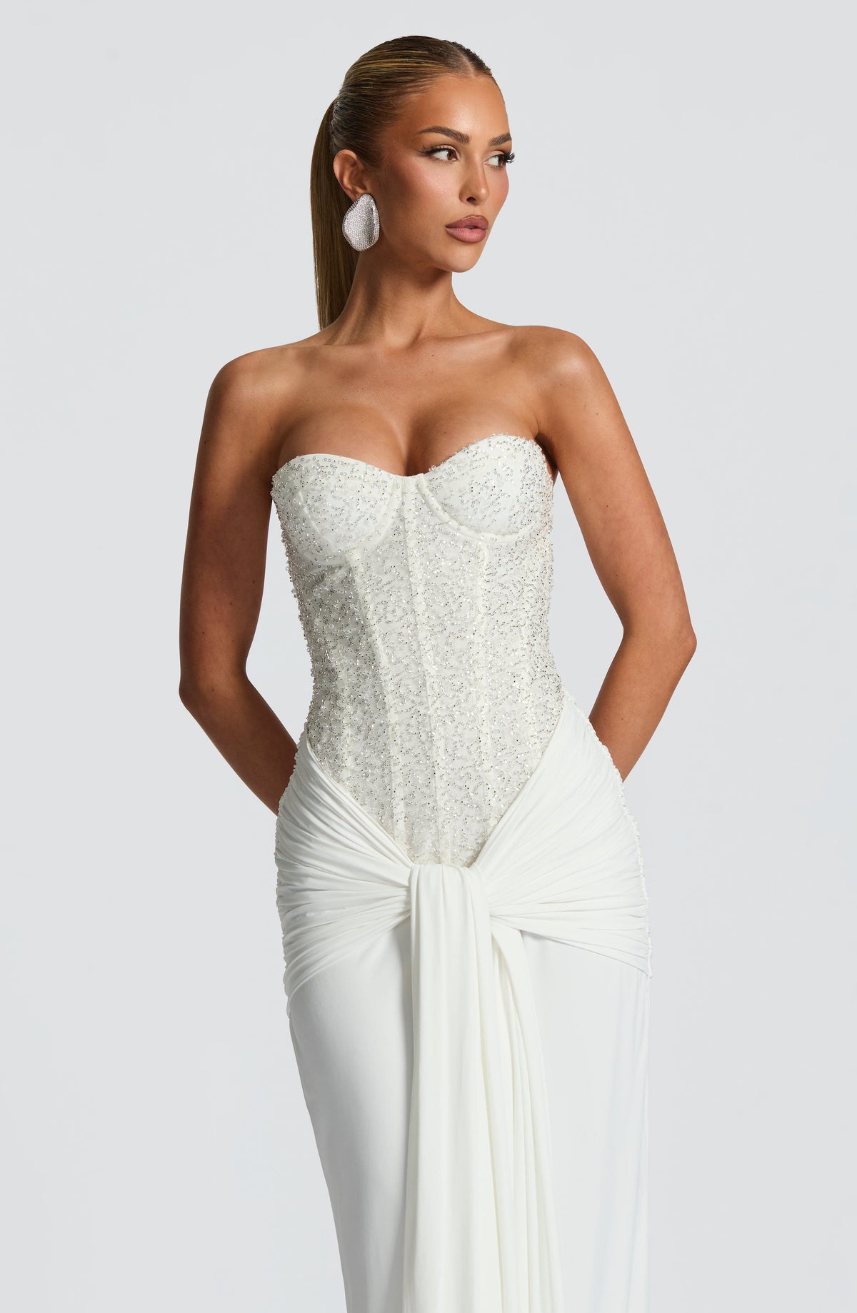 Abendkleid Damen mit corsagenartigem Oberteil und eleganter Drapierung - 7 - Trendlinie