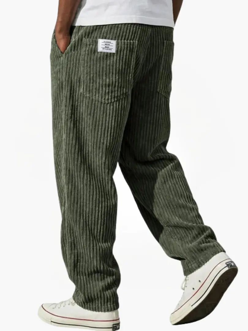 Bequeme Herren Cordhosen mit lässiger Passform und praktischen Taschen - 6 - Trendlinie