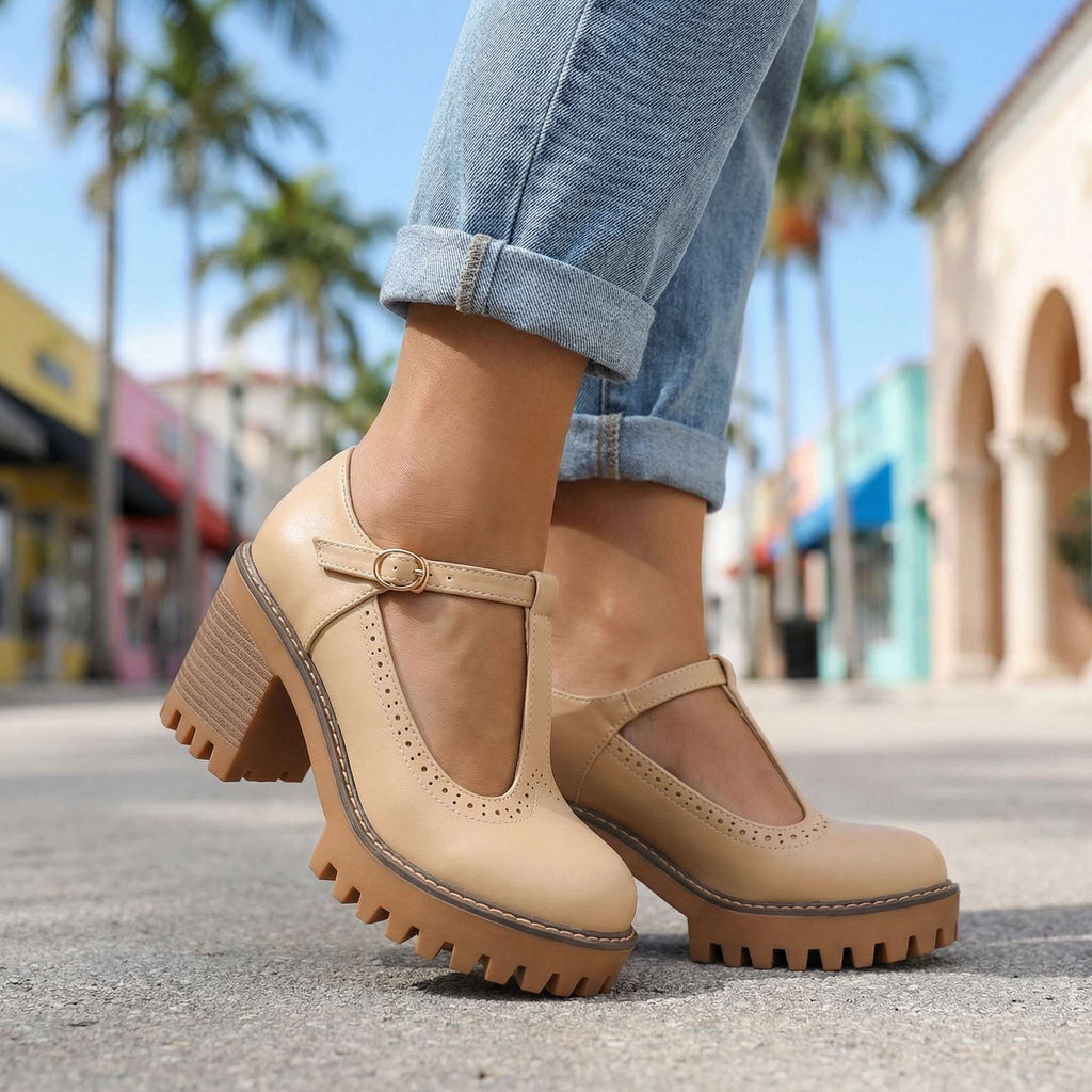 Damen Pumps mit Blockabsatz und T-Strap-Design - 12 - Trendlinie