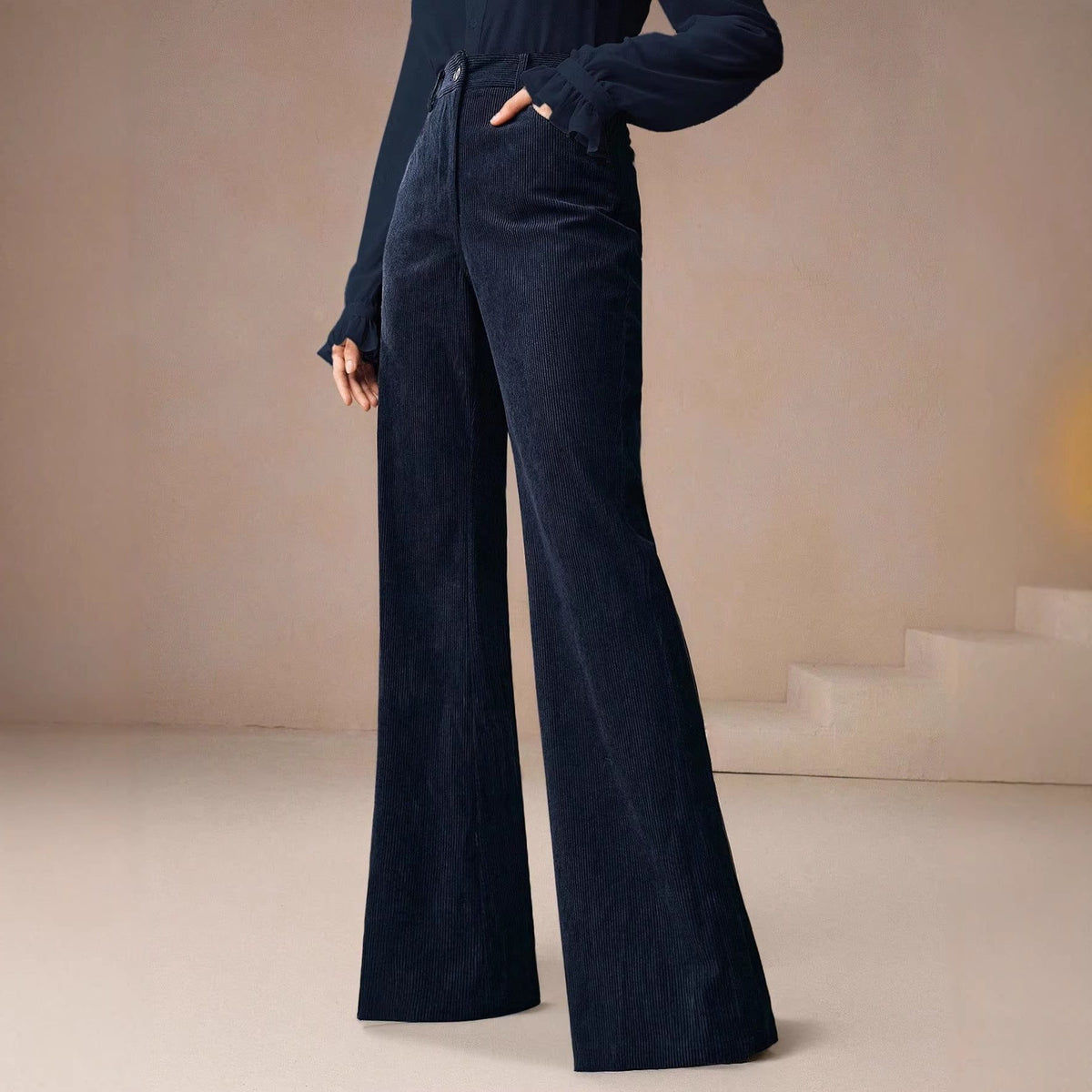 Weite Hose Damen mit Hohem Bund und Eleganter Silhouette - 2 - Trendlinie