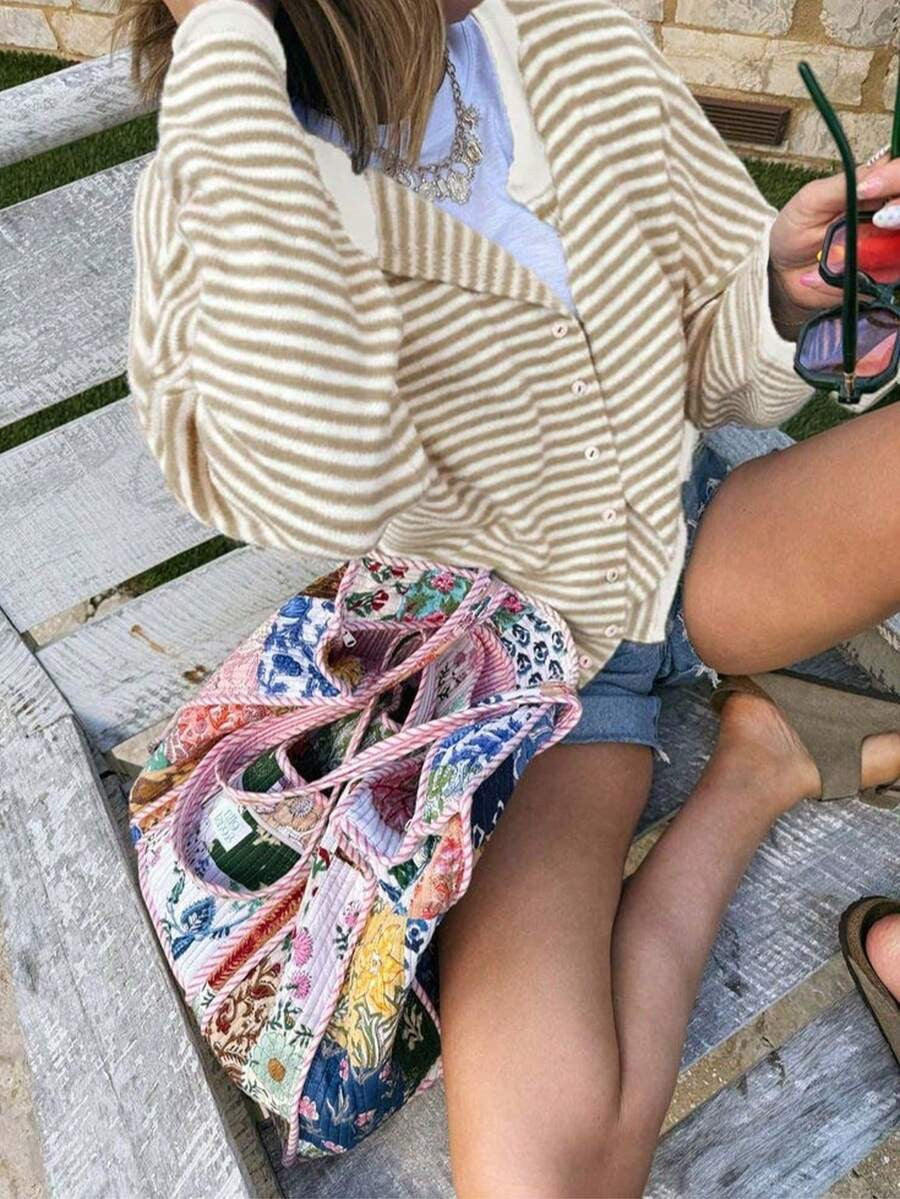 Cardigan Damen gestreift mit Knopfdetails und V-Ausschnitt - 10 - Trendlinie