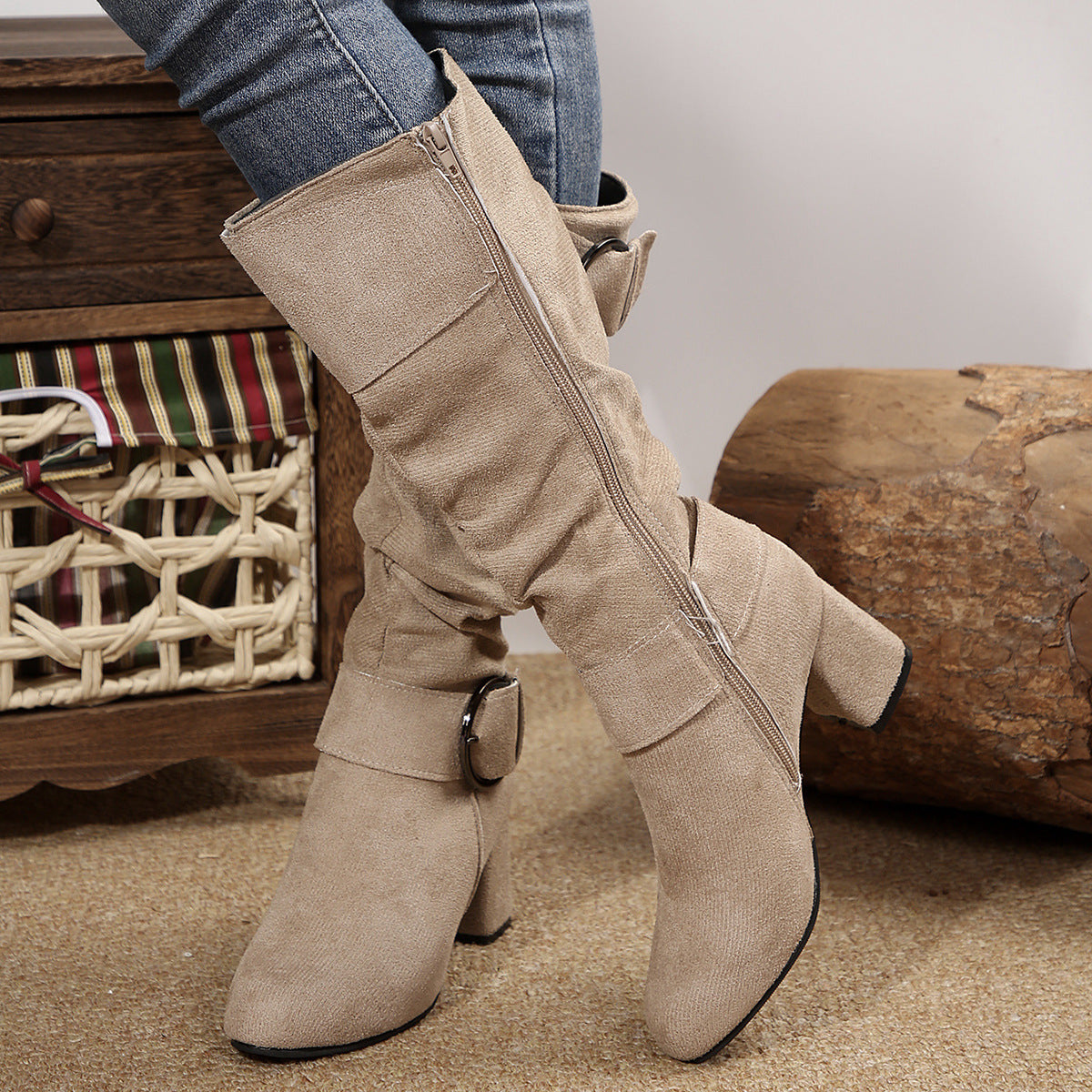 Damen Boots mit hohem Schaft und modischem Gürtel - 9 - Trendlinie