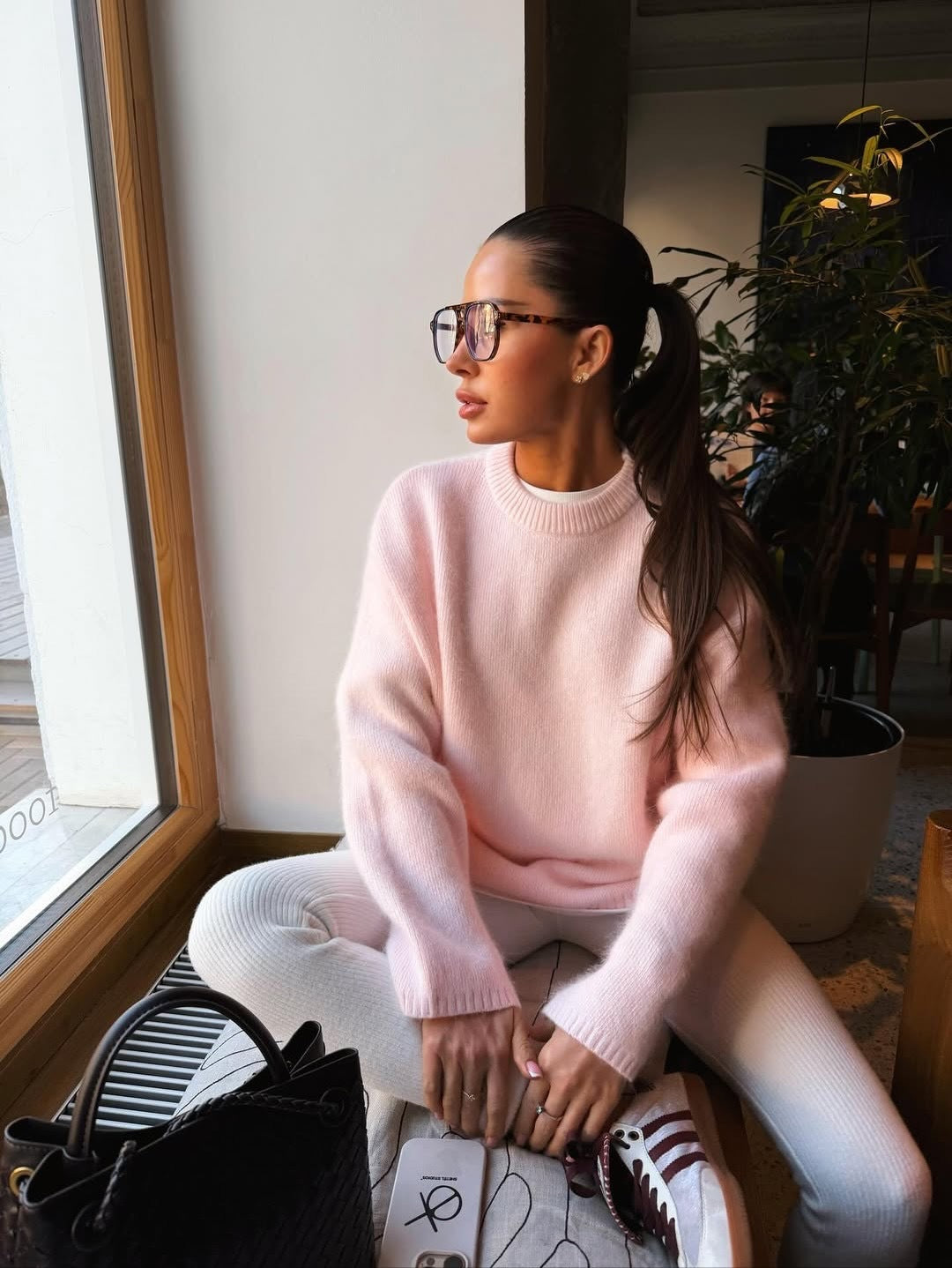 Pullover Damen mit Rundhalsausschnitt und lässigem Schnitt - 3 - Trendlinie