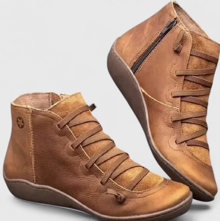 Damen Boots mit Schnürung und Reißverschluss in Braun - 1 - Trendlinie