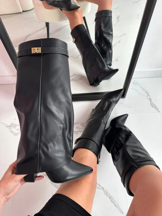 Minirock Damen mit elegantem Schnitt und modischem Design - 18 - Trendlinie