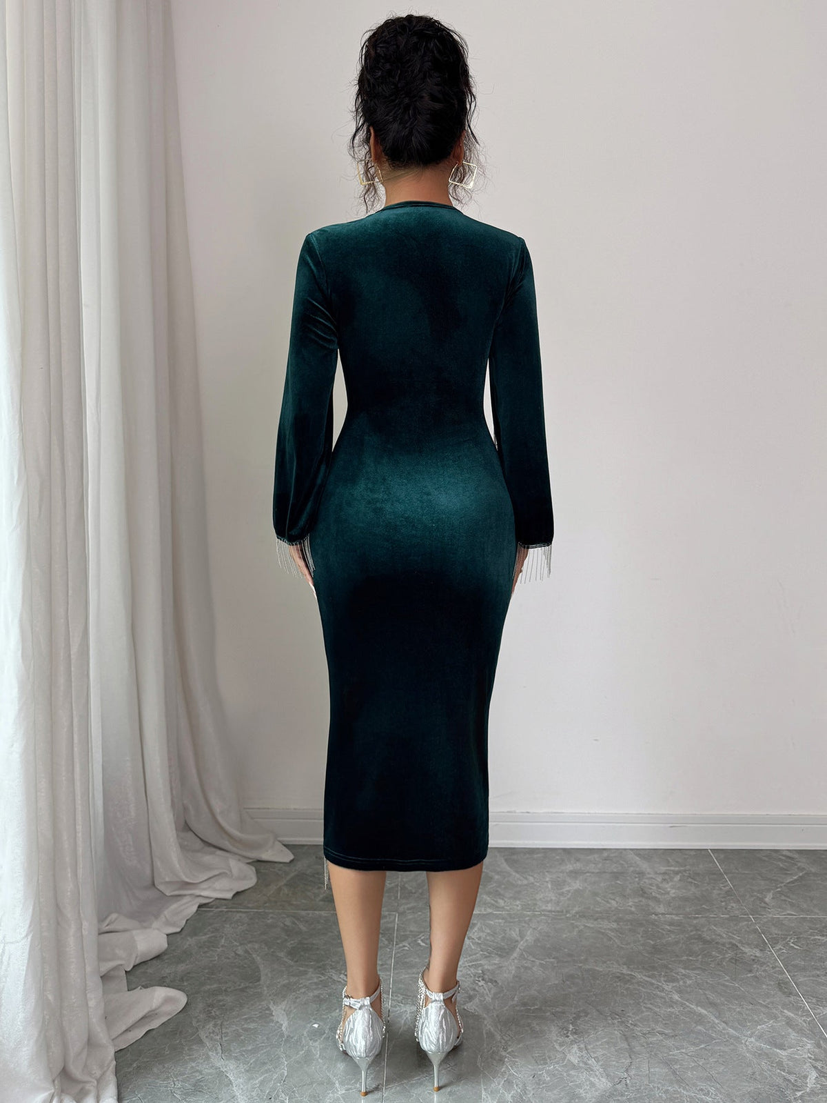 Abendkleid Damen tailliert mit Fransenärmeln und Schlitz - 5 - Trendlinie