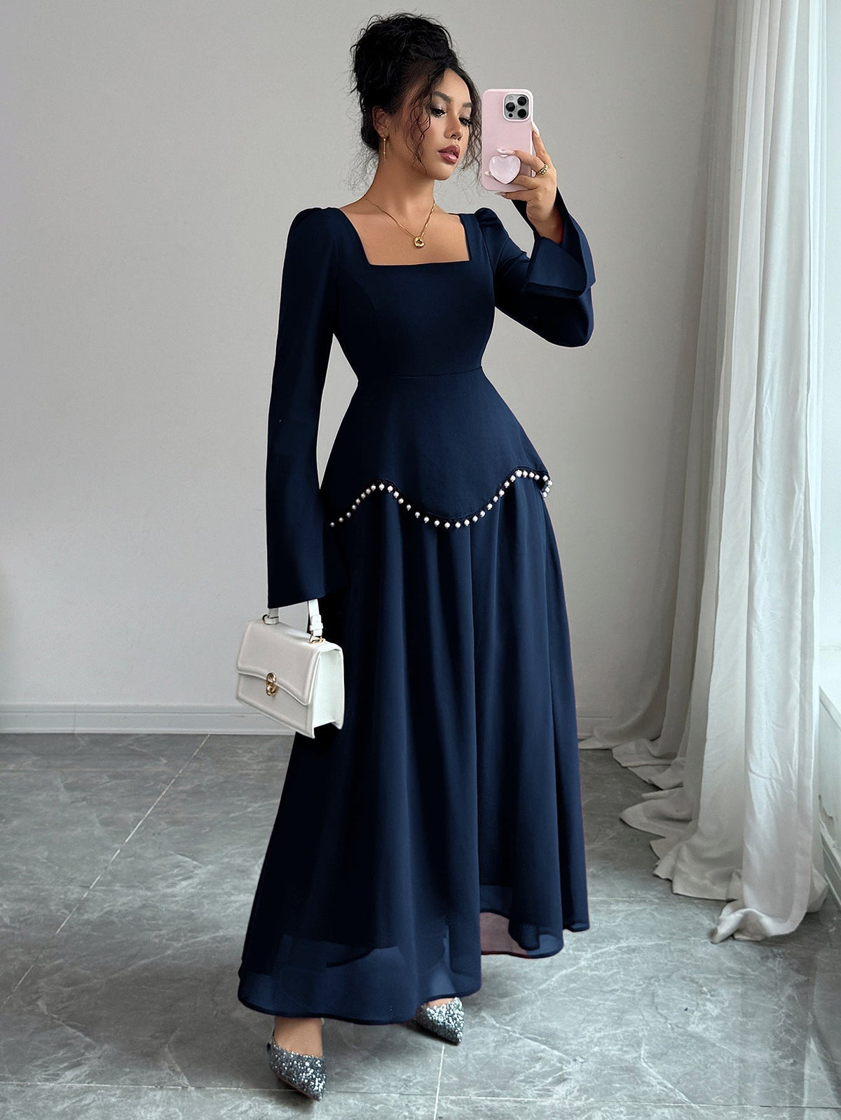 Maxikleid Damen mit quadratischem Ausschnitt und Glockenärmeln - 7 - Trendlinie