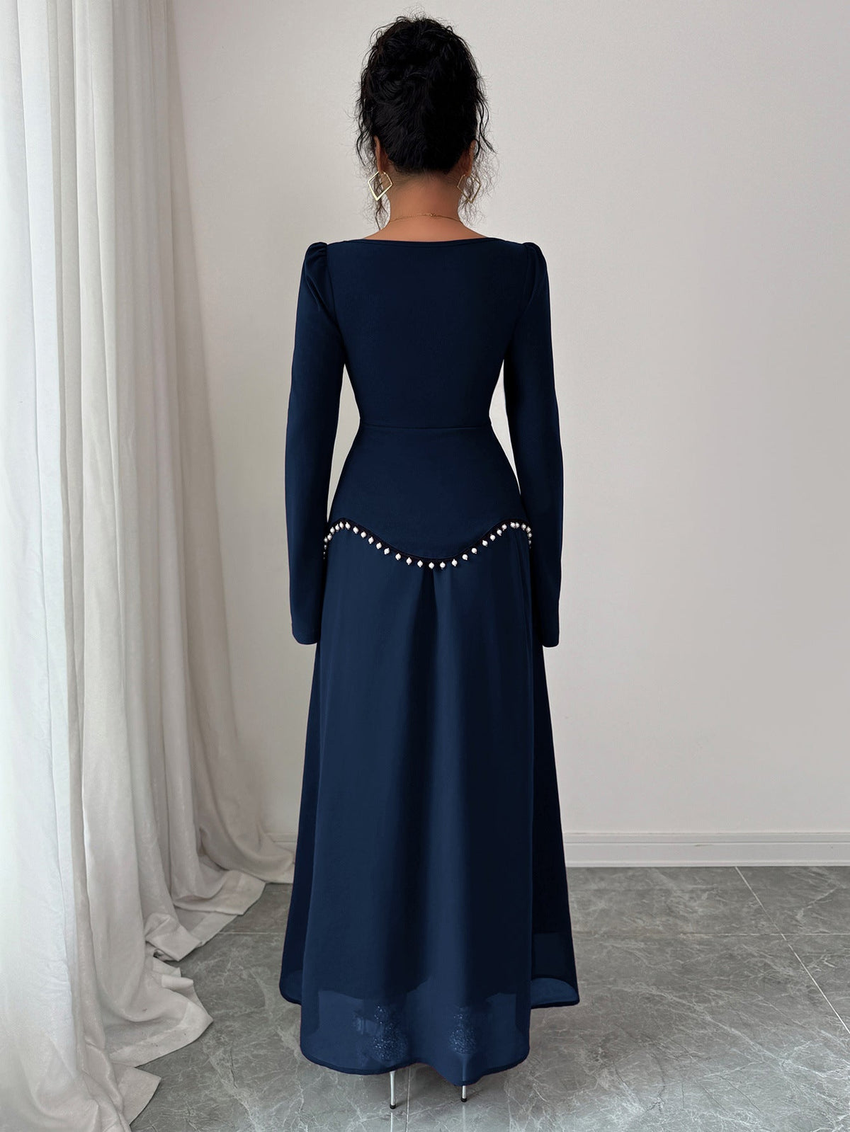 Maxikleid Damen mit quadratischem Ausschnitt und Glockenärmeln - 8 - Trendlinie