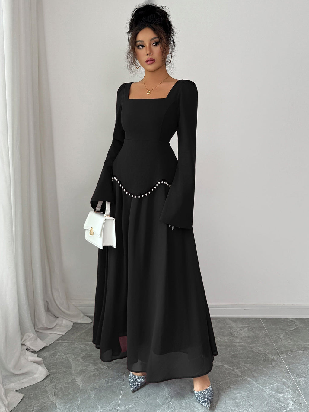 Maxikleid Damen mit quadratischem Ausschnitt und Glockenärmeln - 9 - Trendlinie