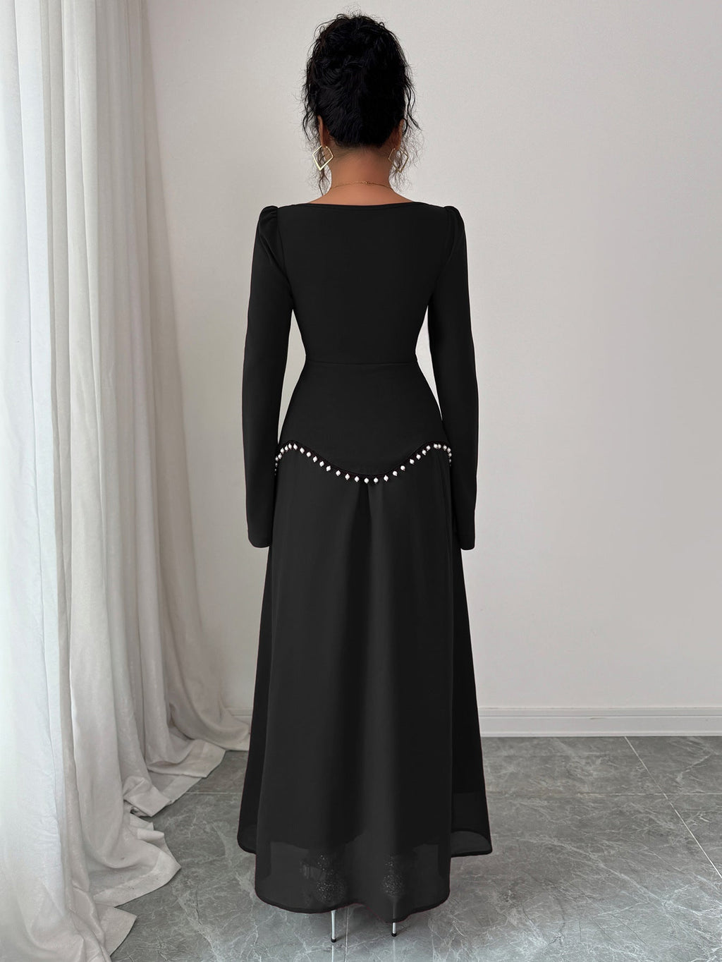 Maxikleid Damen mit quadratischem Ausschnitt und Glockenärmeln - 11 - Trendlinie
