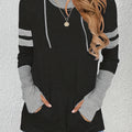 Damen Hoodie mit praktischen Daumenlöchern und sportlichen Streifen - 1 - Trendlinie