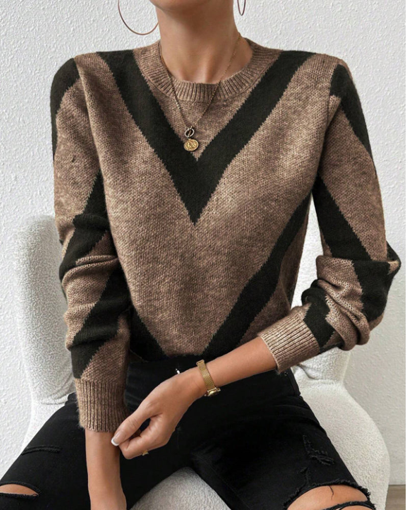 Damenpullover mit V-Ausschnitt und modernem geometrischen Design - 10 - Trendlinie