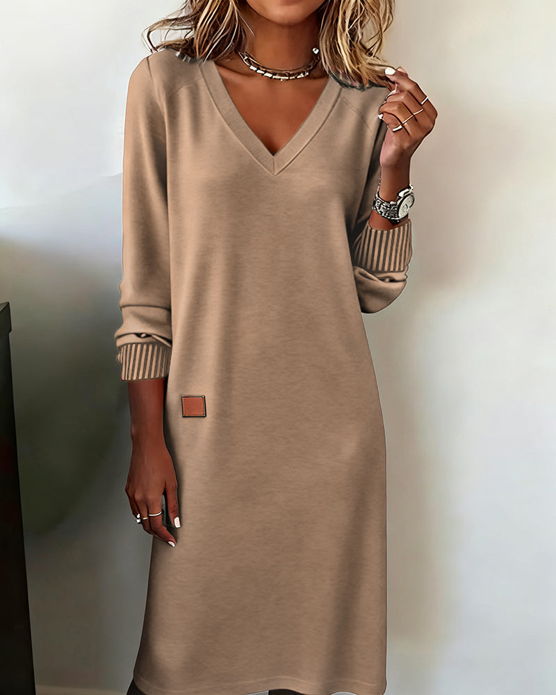 Elegantes Wickelkleid für Damen mit V-Ausschnitt und langen Ärmeln - 4 - Trendlinie