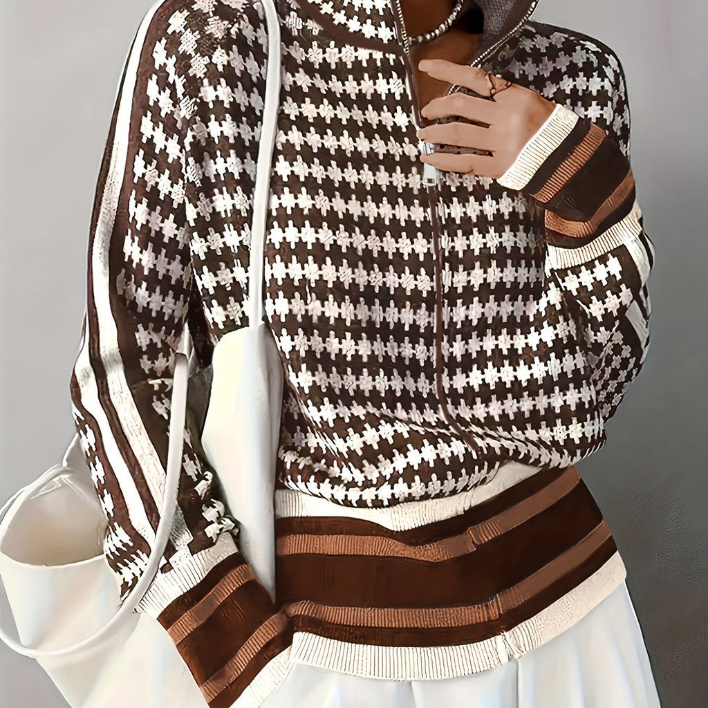 Damen Pullover mit Stehkragen und Karomuster in Braun und Creme - 1 - Trendlinie