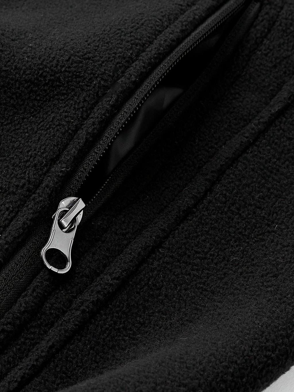 Fleecejacke Herren mit Stehkragen und praktischen Taschen - 20 - Trendlinie