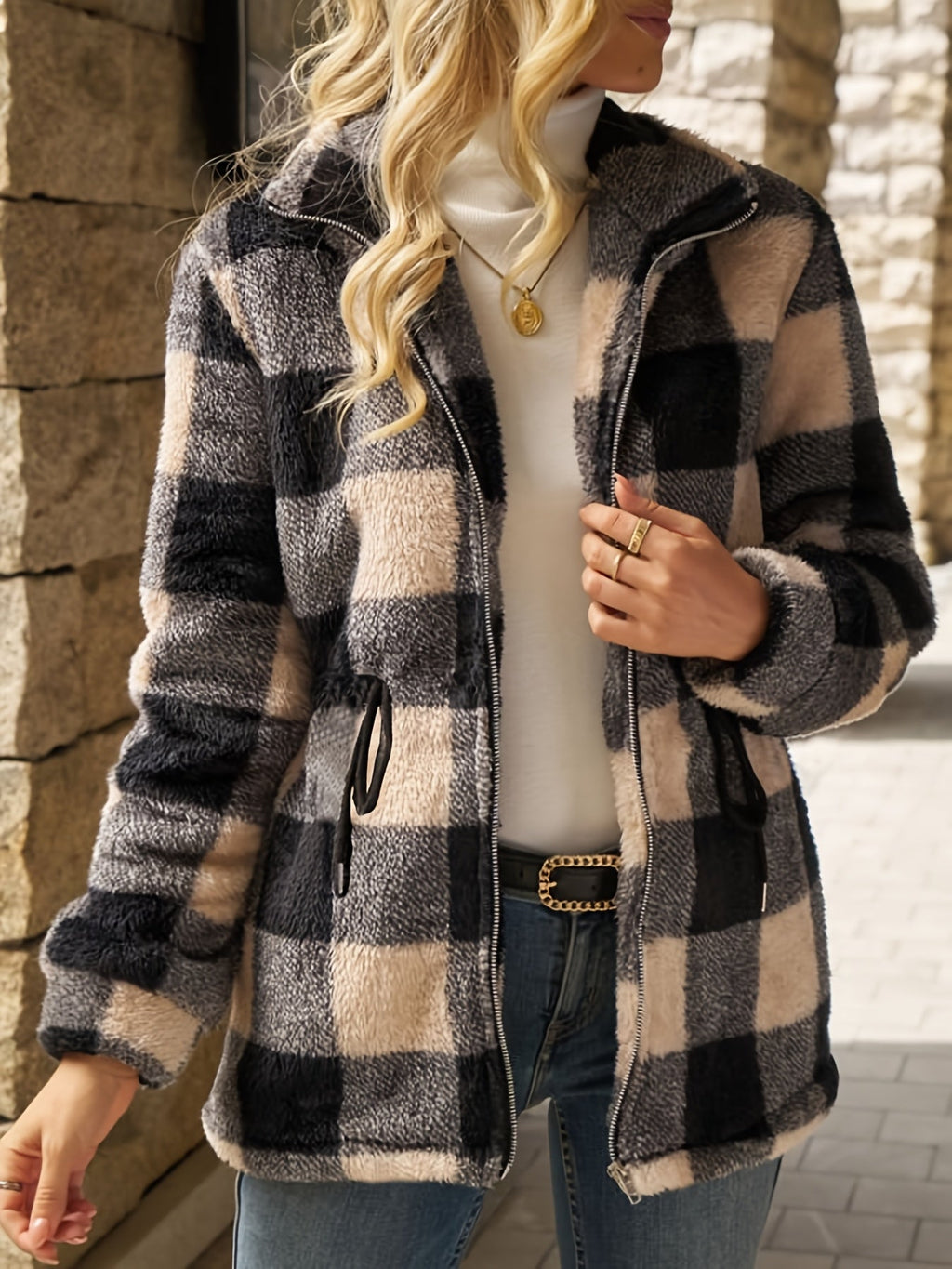 Damen Jacke im Karomuster mit tailliertem Schnitt - 1 - Trendlinie