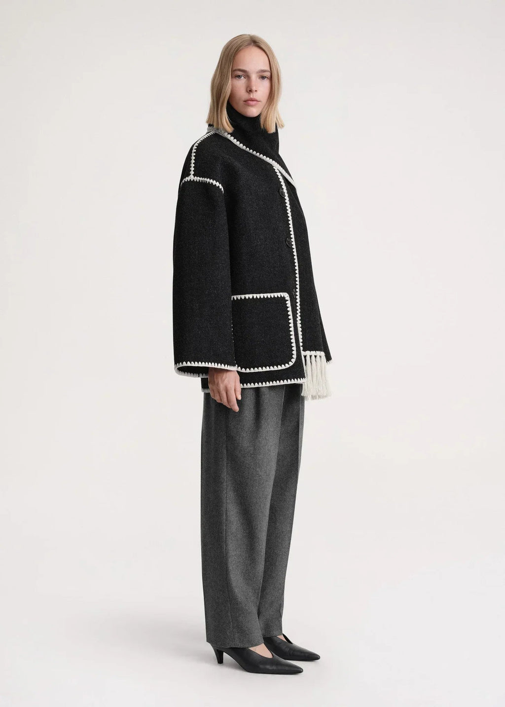 Damen Jacke mit Stehkragen und modischen Fransen - 14 - Trendlinie
