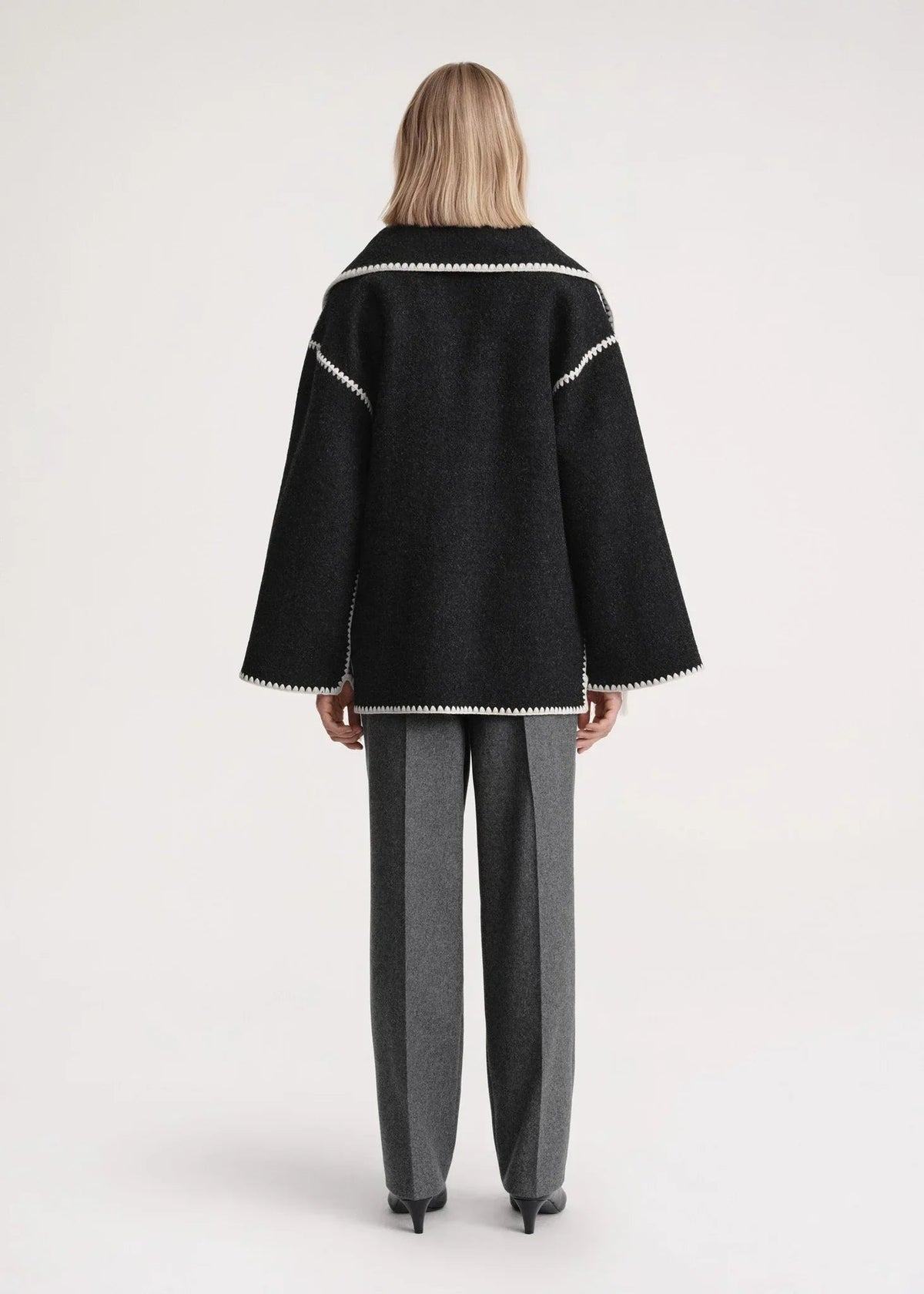 Damen Jacke mit Stehkragen und modischen Fransen - 15 - Trendlinie