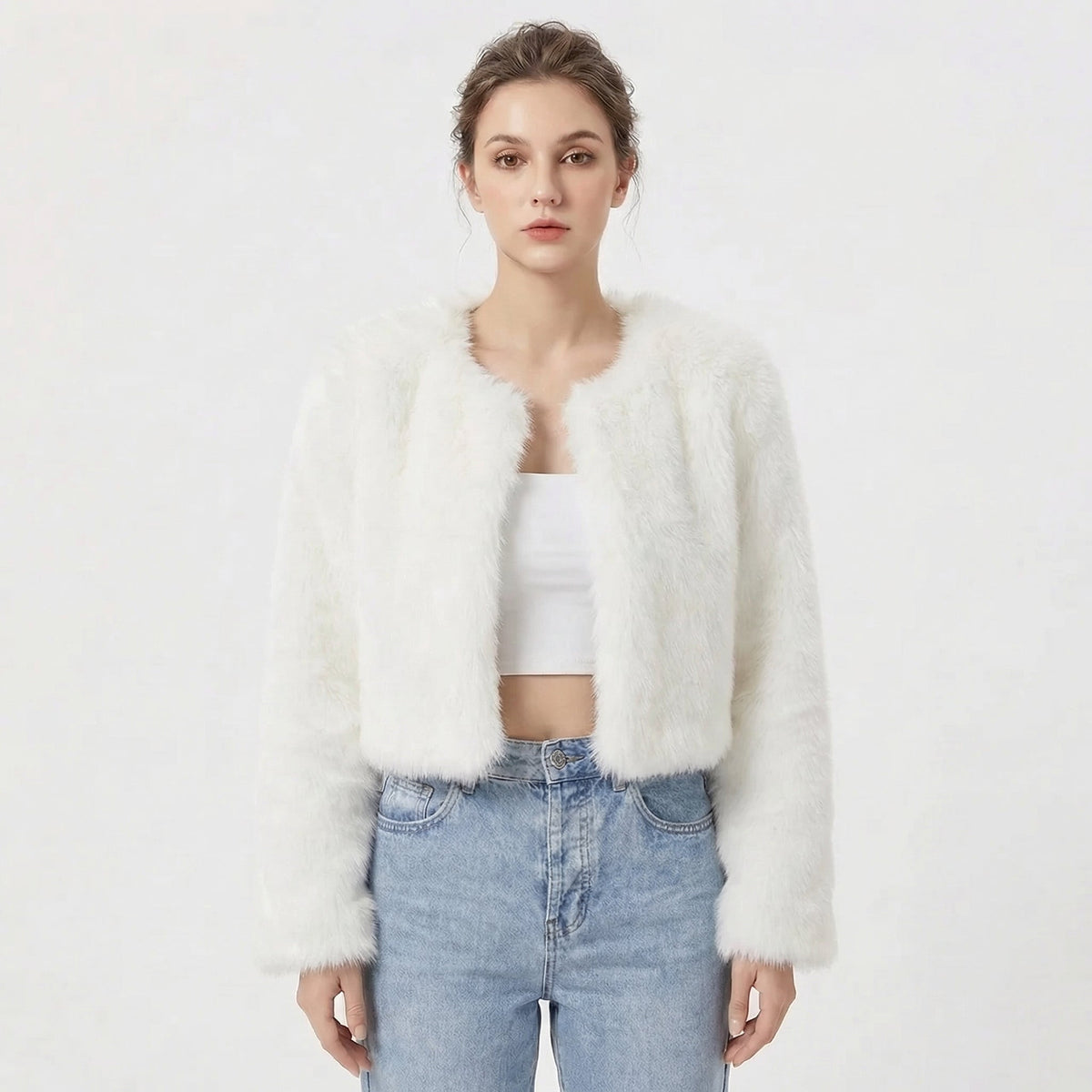 Damen Jacke kurz mit Rundhalsausschnitt und eleganter Silhouette - 1 - Trendlinie