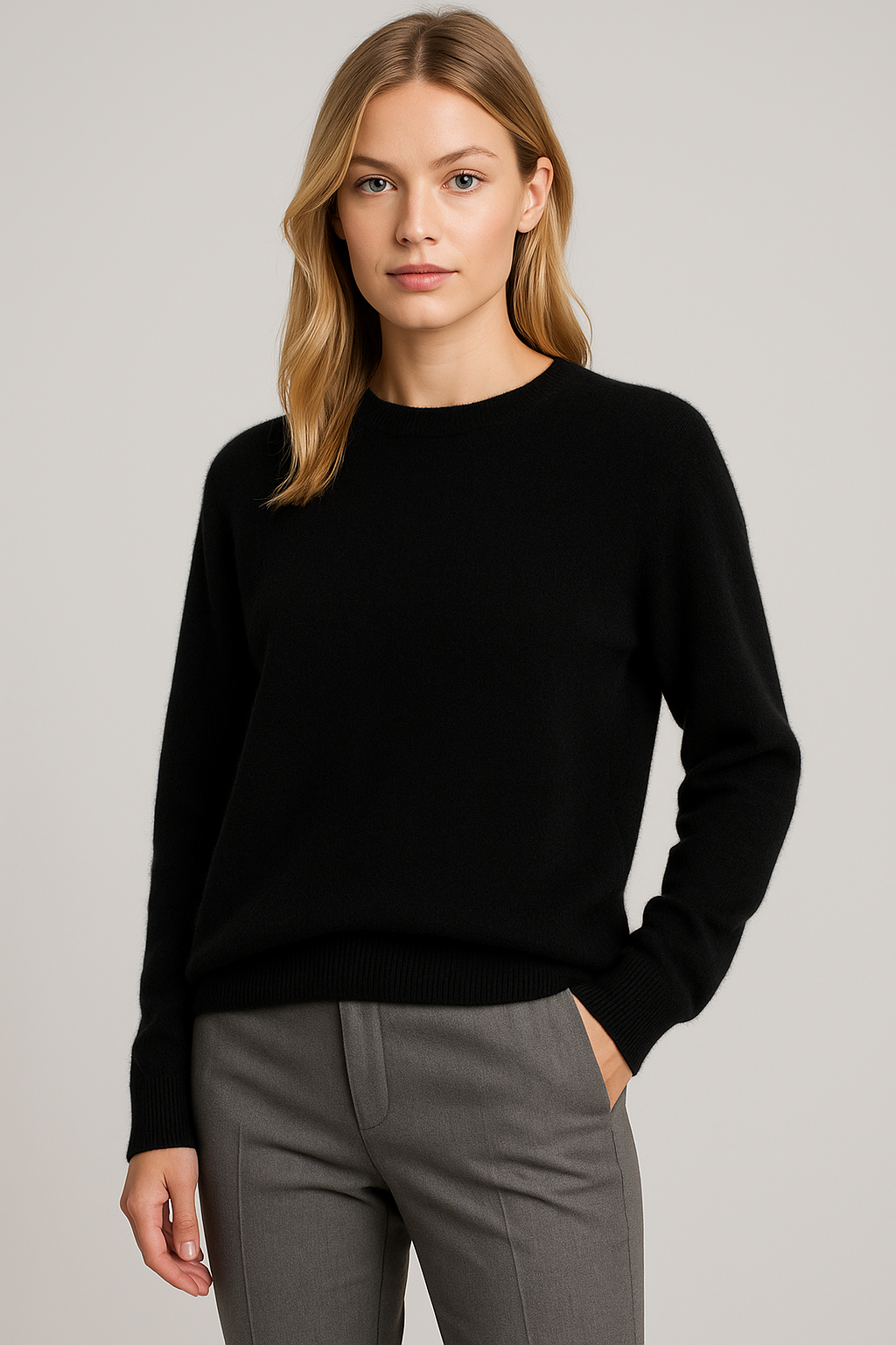 Damen Pullover mit klassischem Rundhals und bequemer Passform - 1 - Trendlinie