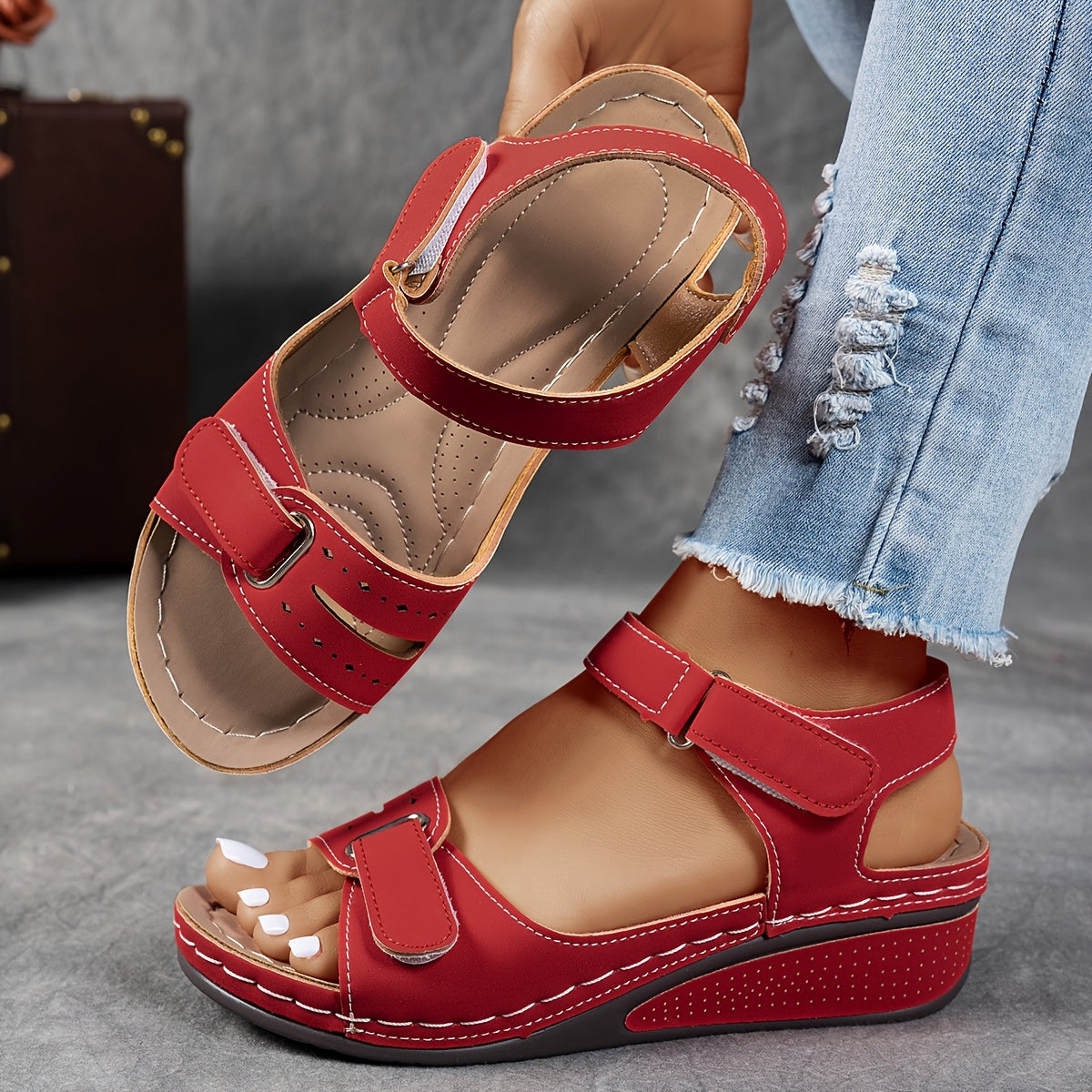 Damen Sandalen mit verstellbarem Riemen und bequemer Sohle - 2 - Trendlinie