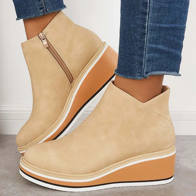 Damen Ankle Boots mit Keilabsatz und Reißverschluss - 8 - Trendlinie