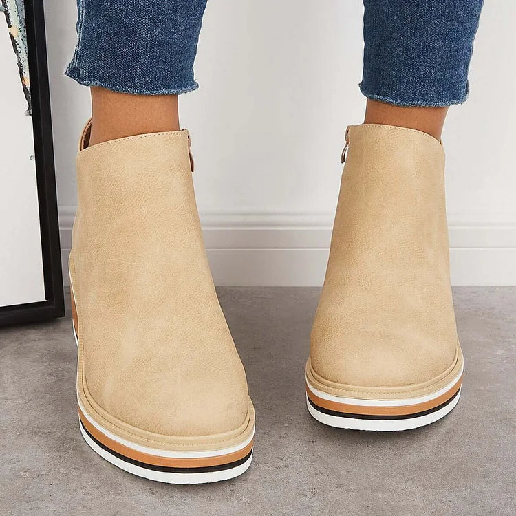 Damen Ankle Boots mit Keilabsatz und Reißverschluss - 9 - Trendlinie