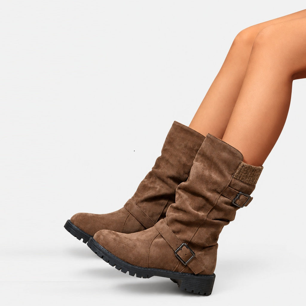 Damen Boots mit gerafftem Schaft und modischen Schnallen - 2 - Trendlinie