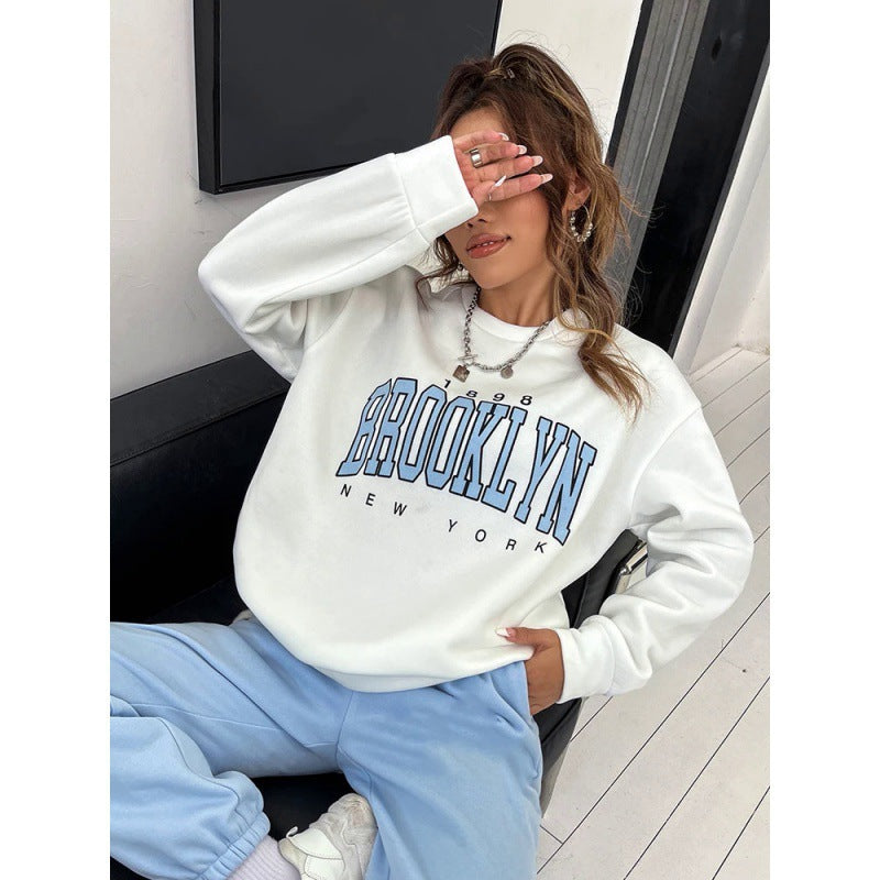 Damen Sweatshirt mit urbanem Brooklyn-Print und lässigem Schnitt - 1 - Trendlinie