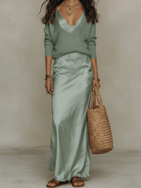 Maxikleid Damen mit V-Ausschnitt und schwingendem Rock - 1 - Trendlinie