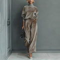 Damen Lounge Outfit mit Hohem Kragen und Weitgeschnittenen Hosen - 10 - Trendlinie