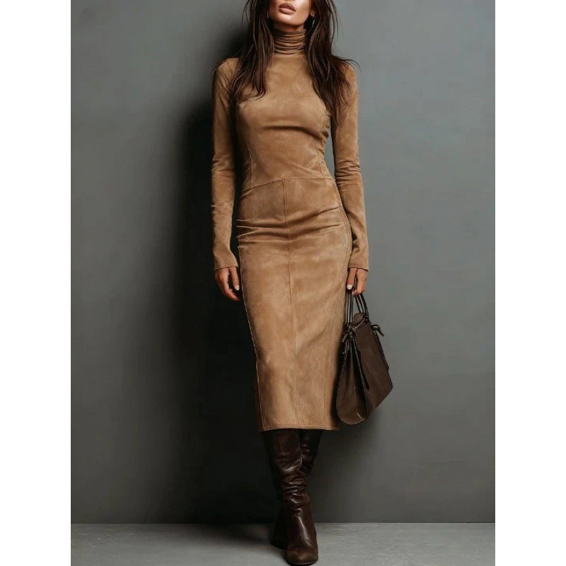 Midi-Kleid Damen mit Rollkragen und figurbetonter Silhouette - 8 - Trendlinie