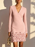 Mini Kleid Damen mit V-Ausschnitt und Blumenmuster - 2 - Trendlinie