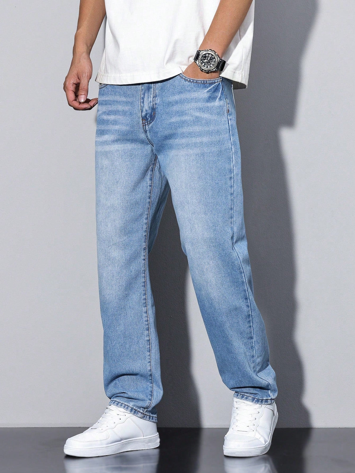 Herren Jeans im Relaxed Fit mit praktischen Taschen und natürlicher Taille - 4 - Trendlinie