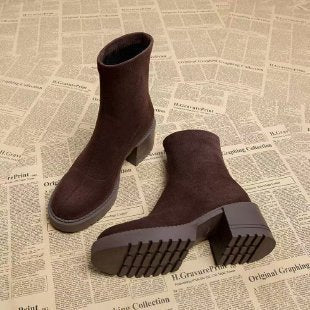 Stylische Low-Top Stiefeletten für Damen mit modernem Ausschnitt - 1 - Trendlinie