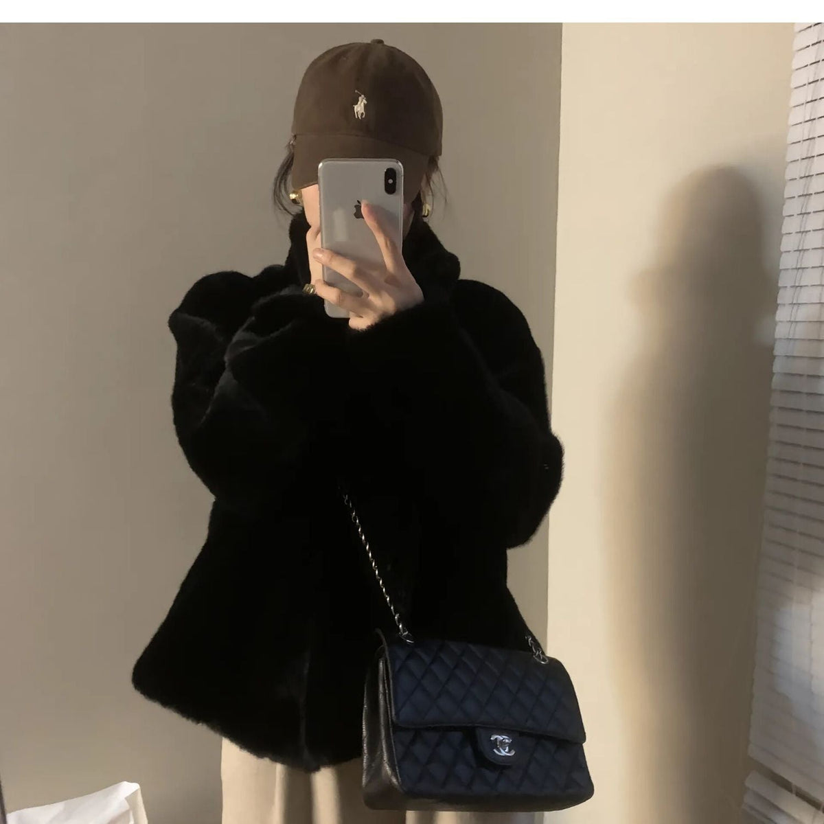 Gemütliche Damenjacke mit elegantem Stehkragen - 5 - Trendlinie
