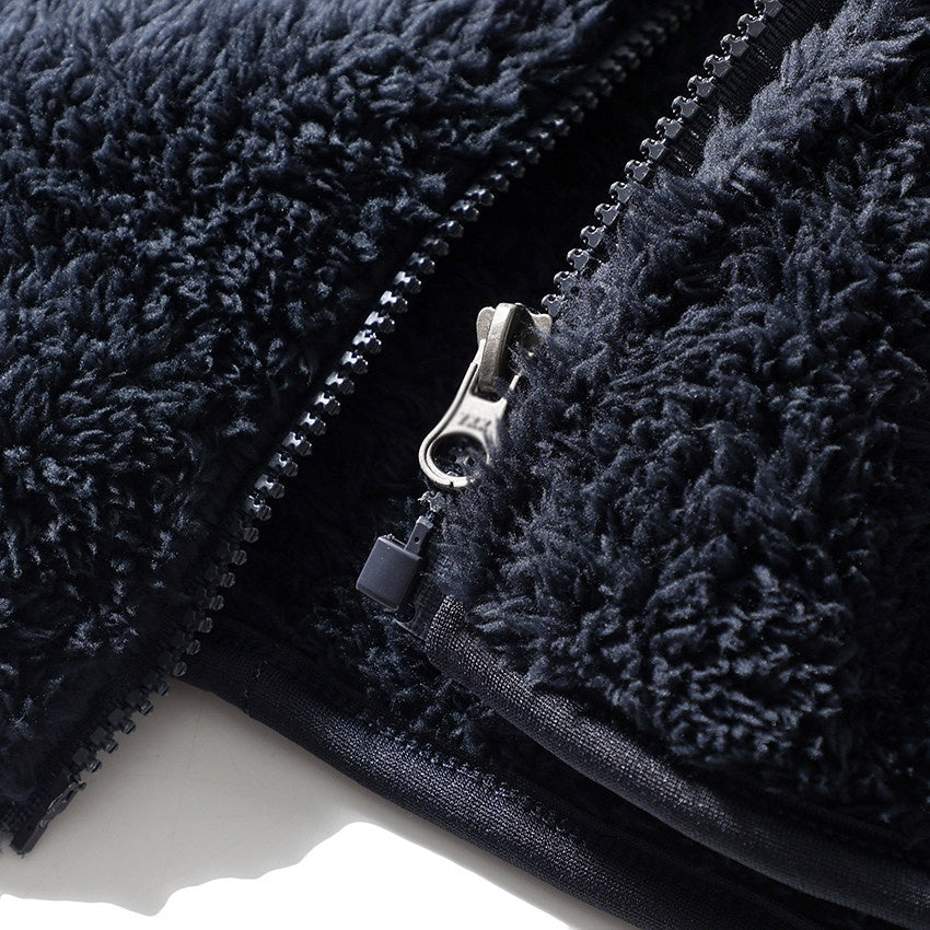Männliche Fleece Jacke mit hohem Kragen und Reißverschluss - 4 - Trendlinie