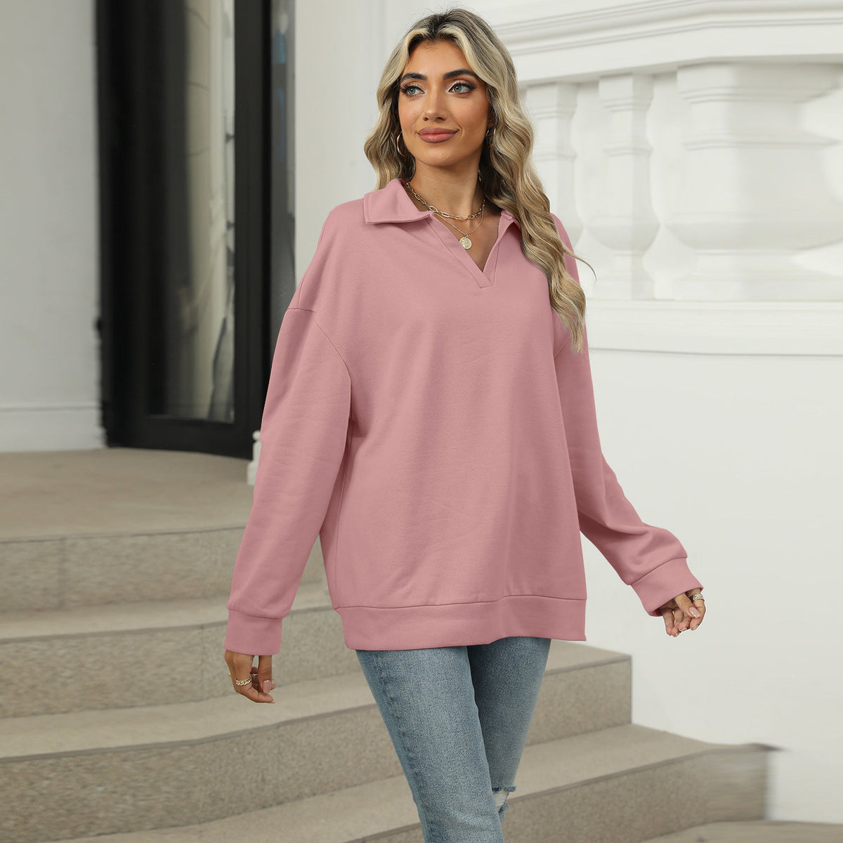 Damen Sweatshirt im Relaxed Fit mit V-Ausschnitt und Revers - 5 - Trendlinie