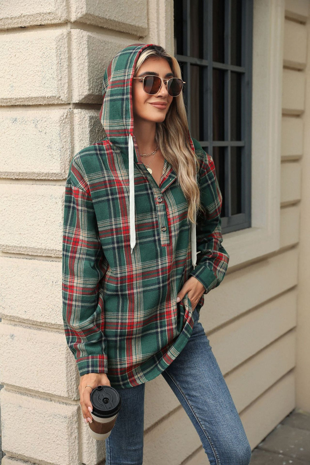 Damen Hoodie mit Lockerem Schnitt und Knopfdetails - 4 - Trendlinie