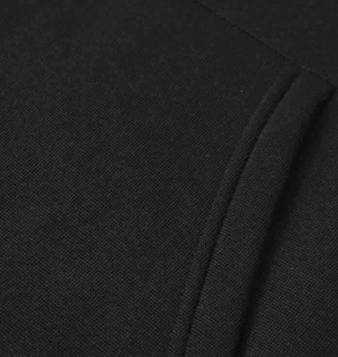 Bequemer Herren-Hoodie mit praktischer Fronttasche - 4 - Trendlinie