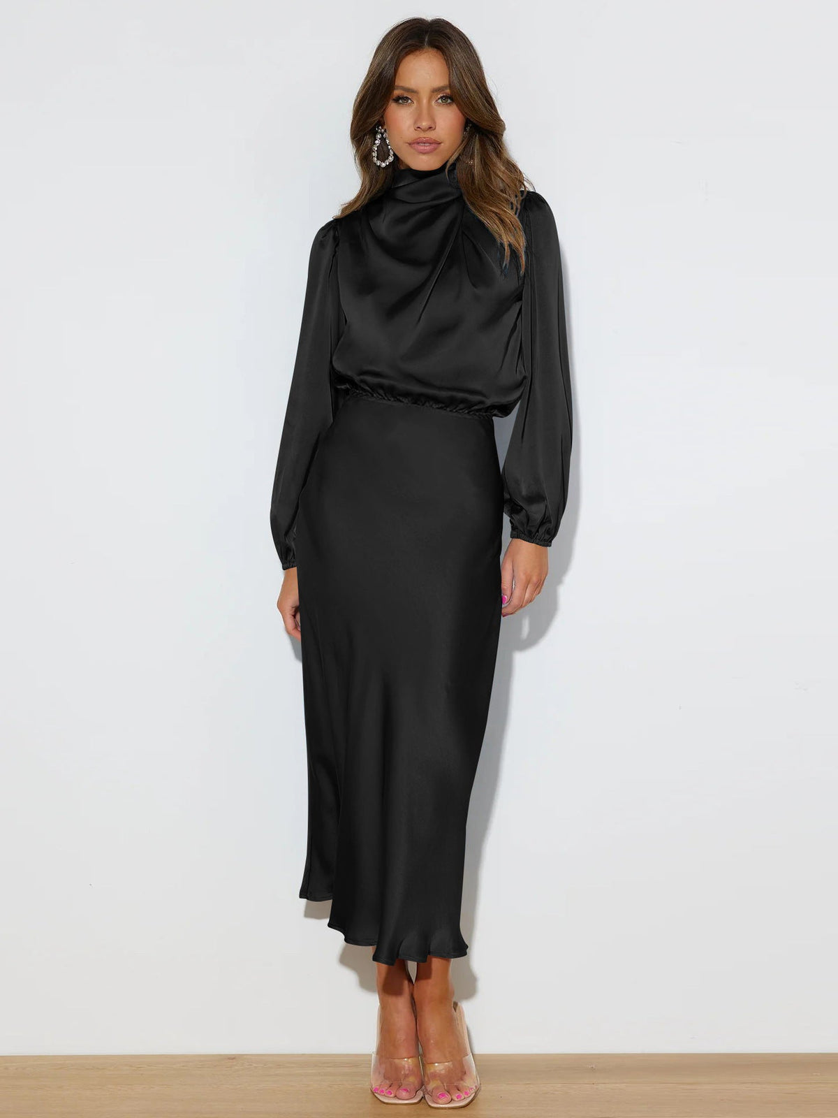 Elegantes Midi Kleid für Damen mit hohem Kragen und langen Ärmeln - 2 - Trendlinie