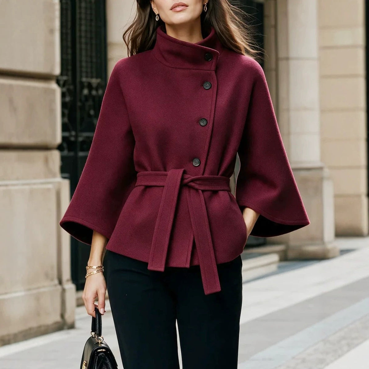 Modischer Damenmantel mit eleganten ausgestellten Ärmeln und asymmetrischen Knopfdetails - 2 - Trendlinie