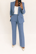 Hosenanzug Damen blau tailliert mit weitem Hosenbein