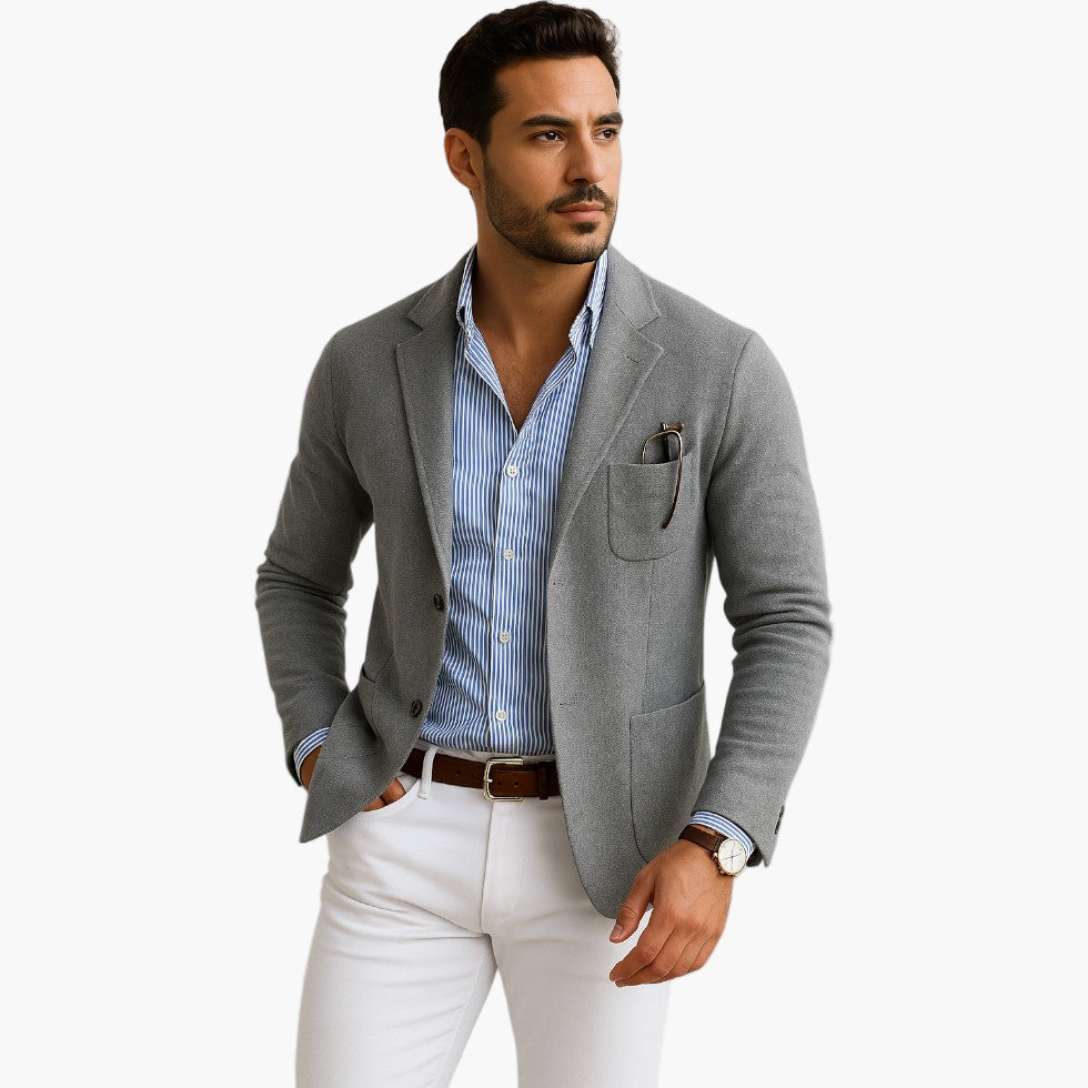 Blazer Herren grau tailliert mit Reverskragen und aufgesetzten Taschen