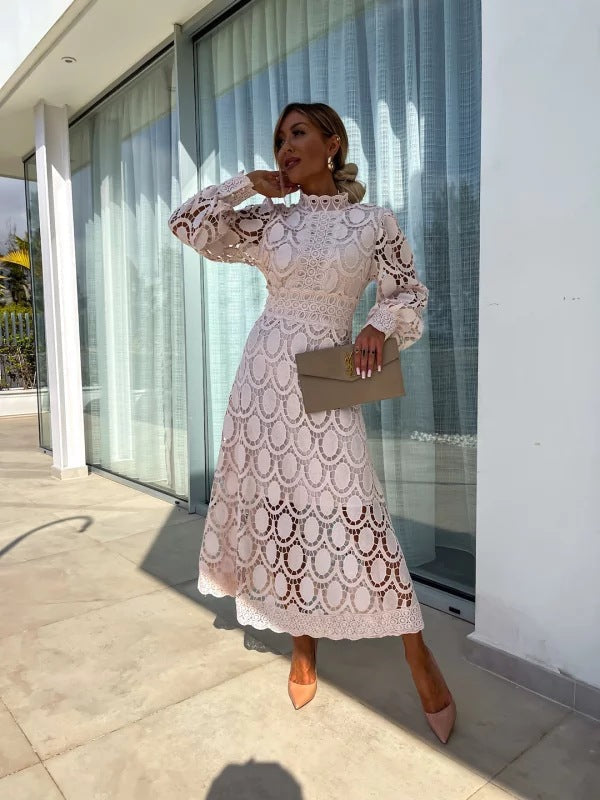 Midikleid Damen creme ausgestellt mit langen Ärmeln und Stehkragen