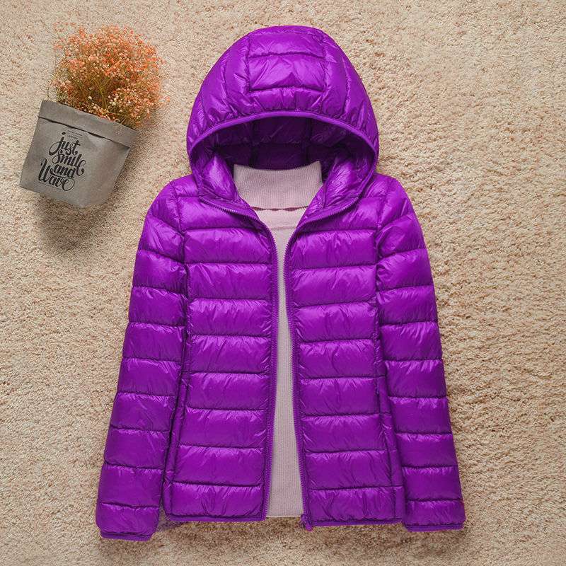 Steppjacke Damen blau kurz mit Kapuze und Reißverschluss