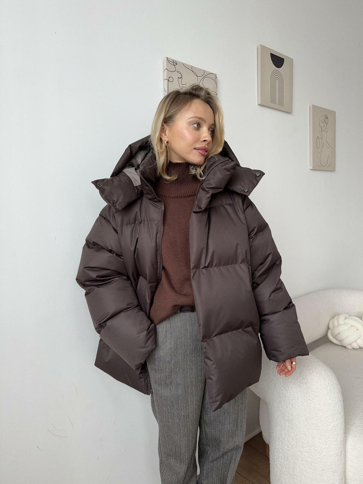 Steppjacke Damen grau oversized mit hohem Kragen und Reißverschluss
