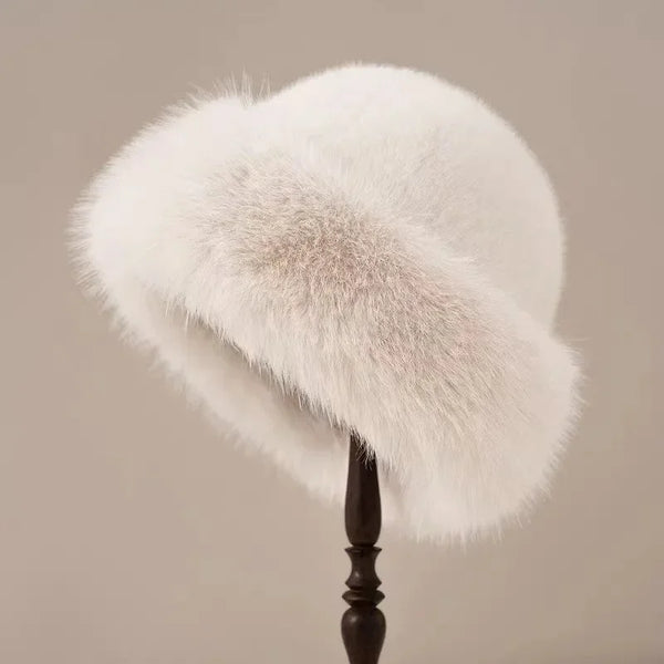 Bucket Hat Damen weiß flauschig mit breiter Krempe