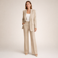 Anzug Damen beige mit weitem Hosenbein und spitzem Revers